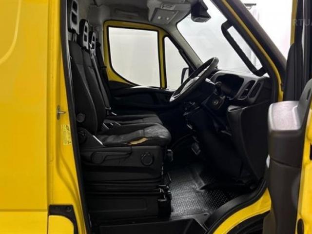IVECO DAILY 35-130 - REFRIGERATED