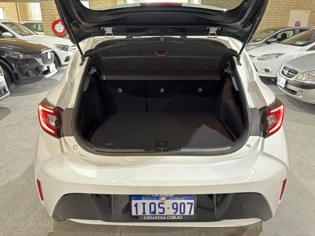 TOYOTA COROLLA ASCENT SPORT + CONV PK HYBRID ZWE219R