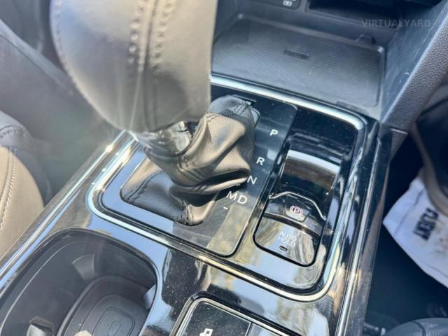 MAHINDRA XUV700 AX7L MY25 BLACK INTERIOR