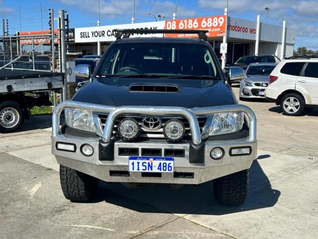 Toyota Hilux KUN26R MY12 SR5 Utility Double Cab 4dr Man 5sp, 4x4 860kg 3.0DT