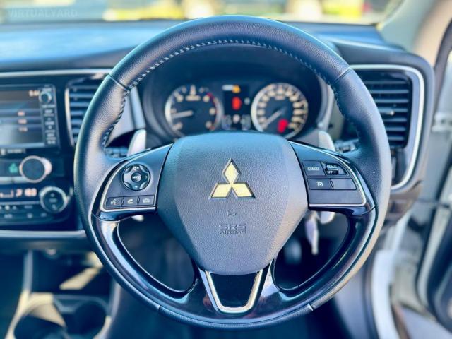 MITSUBISHI OUTLANDER ZK XLS WAGON 7ST 5DR SPTS AUTO 6SP 4WD 2.2DT [MY16]
