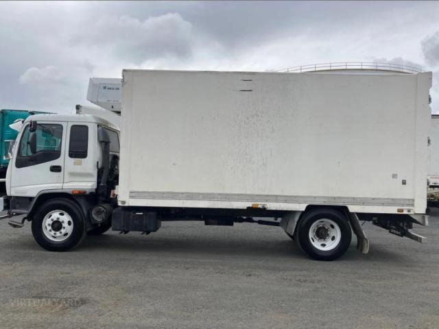 ISUZU FSR 700 REFRIGERATED PANTECH - PANTECHNICON