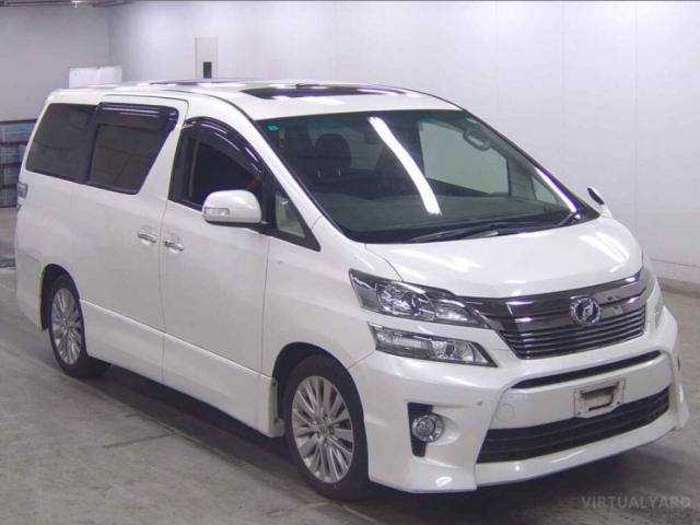 TOYOTA VELLFIRE ANH20 - 8 SEATER