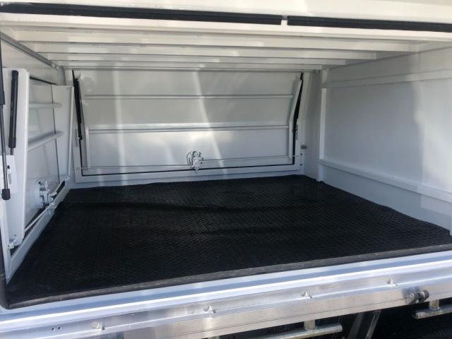 NISSAN NAVARA D23 MY23 SL CAB CHASSIS DUAL CAB 4DR SPTS AUTO 7SP 4X4 1010KG 2.3DTT