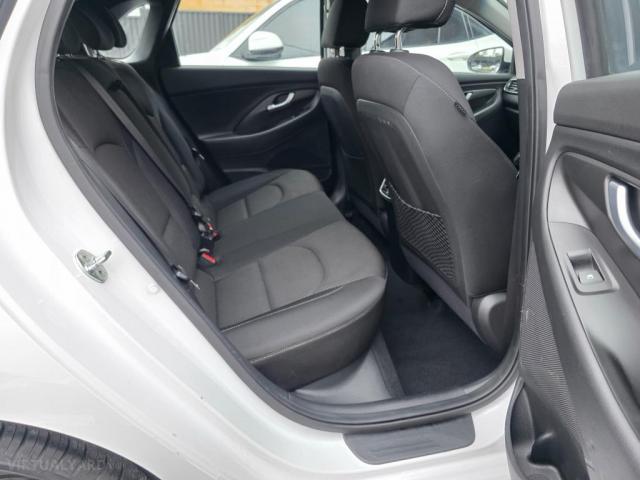HYUNDAI i30 PD.V4 MY22 Hatchback 5dr Spts Auto 6sp 2.0i