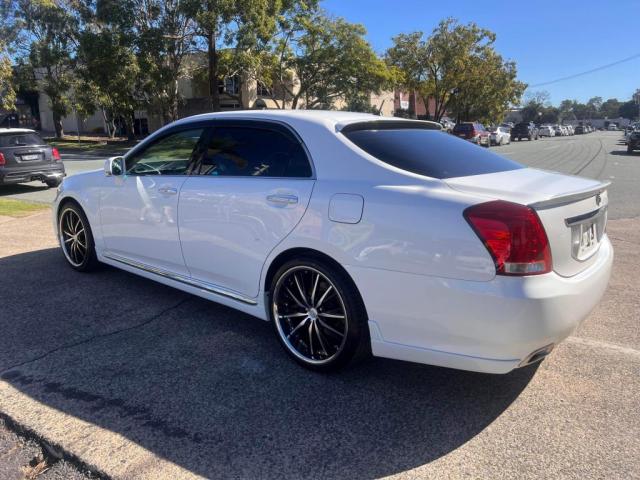 TOYOTA CROWN 4.6L V8