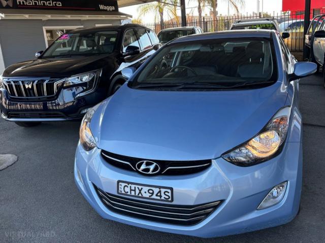 HYUNDAI ELANTRA PREMIUM MD