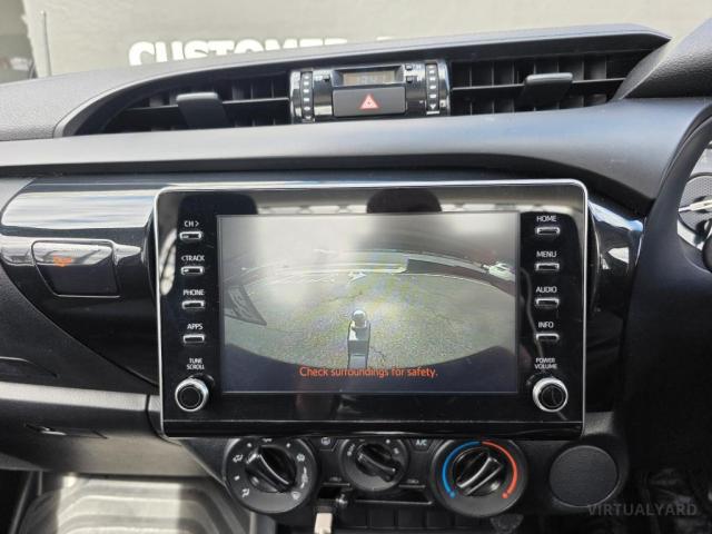 TOYOTA HILUX TGN121R Workmate Cab Chassis Single Cab 2dr Spts Auto 6sp 4x2 1210kg 2.7i