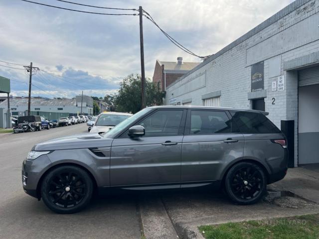 RANGE ROVER RANGE ROVER SPORT 3.0 SDV6 SE LW