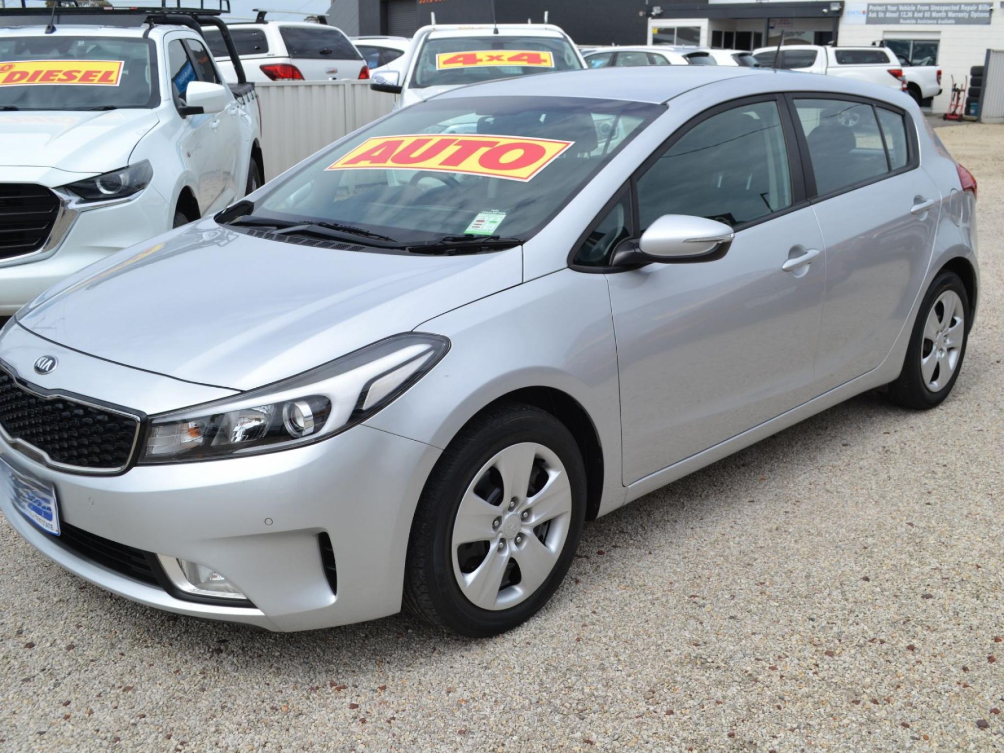 KIA CERATO S MY18 YD HATCHBACK 5DR SPTS AUTO 6SP 2.0I