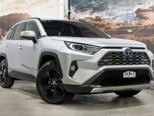 RAV4 Cruiser AWD Hybrid