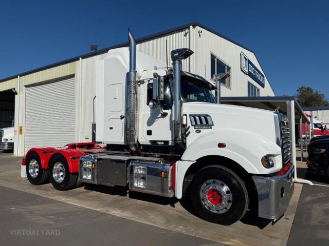 MACK CLXT SUPERLINER