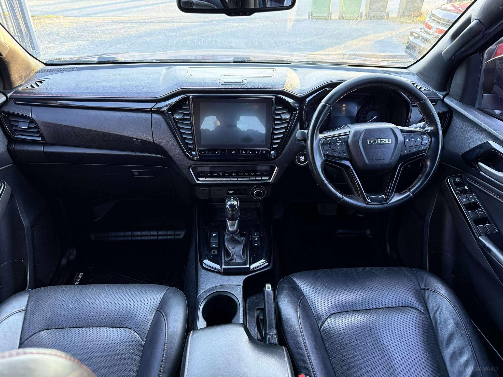 ISUZU D-MAX X-TERRAIN (4X4) RG MY22