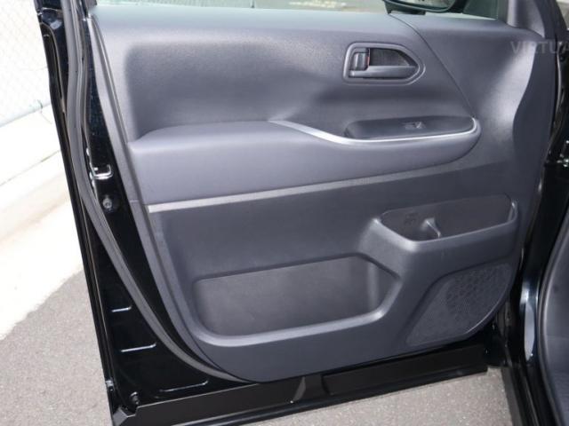 TOYOTA VOXY HYBRID S-G
