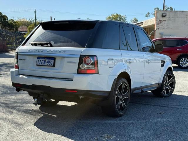 LAND ROVER RANGE ROVER SPORT HSE LUXURY BLACK EDITION SDV6