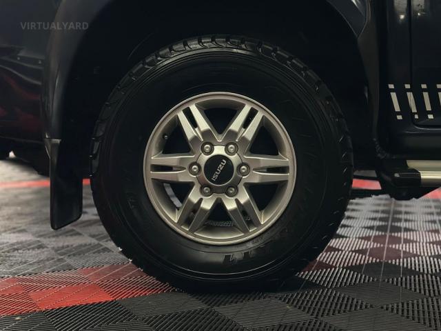 ISUZU D-MAX MY11 LS-U UTILITY DUAL CAB 4DR AUTO 4SP 4X4 980KG 3.0DT