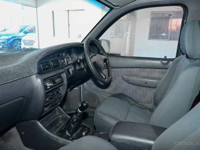 FORD COURIER GL PE