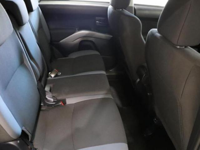 MITSUBISHI OUTLANDER ZH LS WAGON 5DR CVT 6SP 4X4 2.4I [MY11]