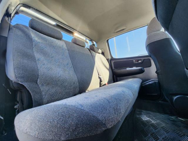 TOYOTA HILUX KUN26R MY14 SR5 UTILITY DOUBLE CAB 4DR MAN 5SP, 4X4 860KG 3.0DT