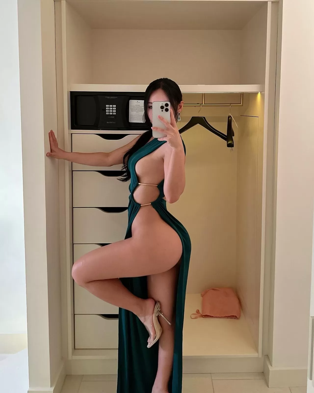 xeniaSeven private escort in Sherwood