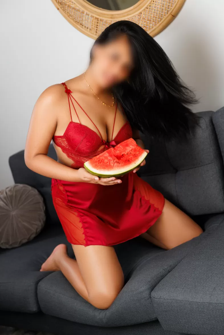 estelle lux private escort in Perth