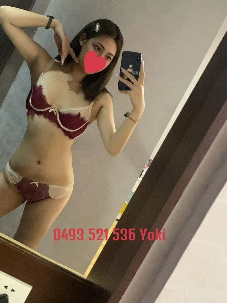 yoki private escort in Mackay