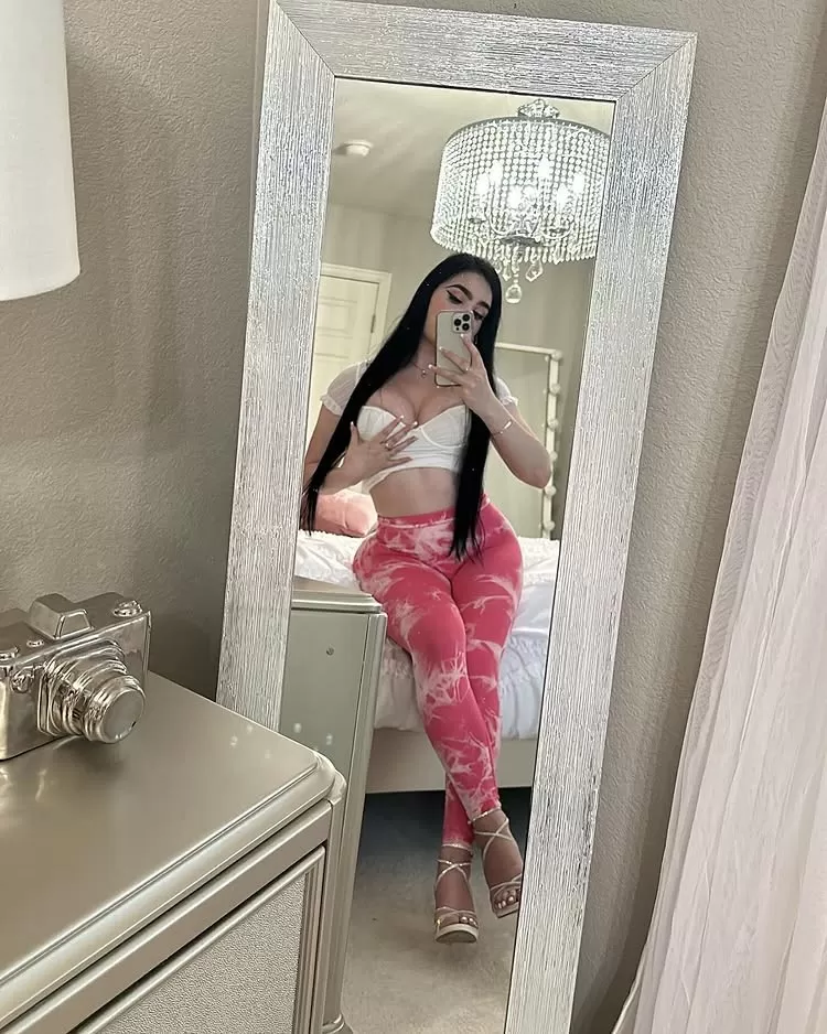 holly bbw mays hill private escort in Mays Hill