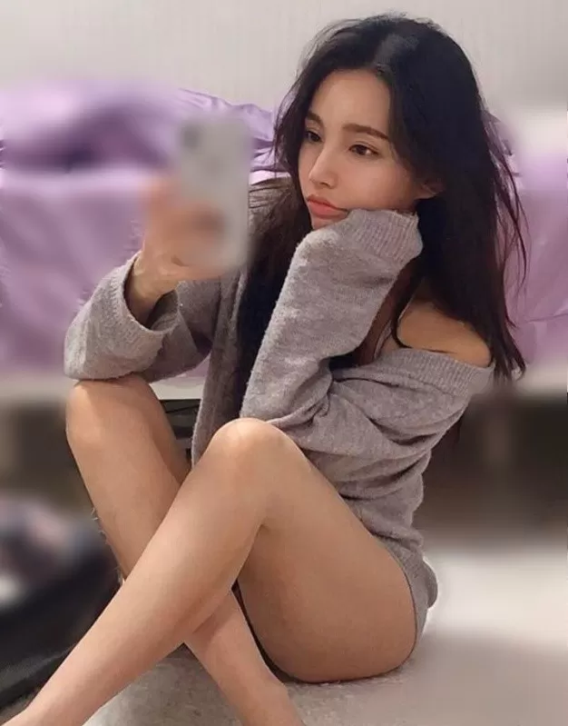 lynn sydney deluxe escort private escort in Sydney