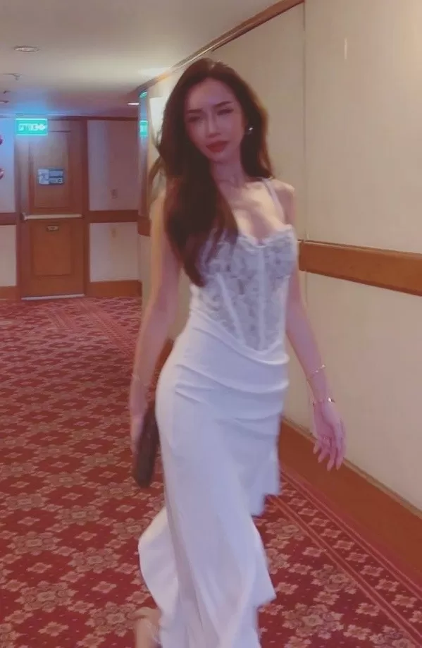 cleo sydney mature busty escorts private escort in Sydney