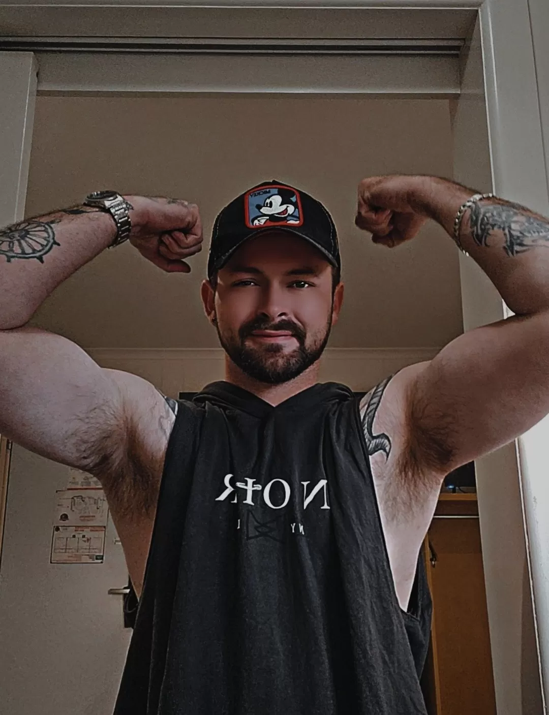 mikey private escort in Gladstone
