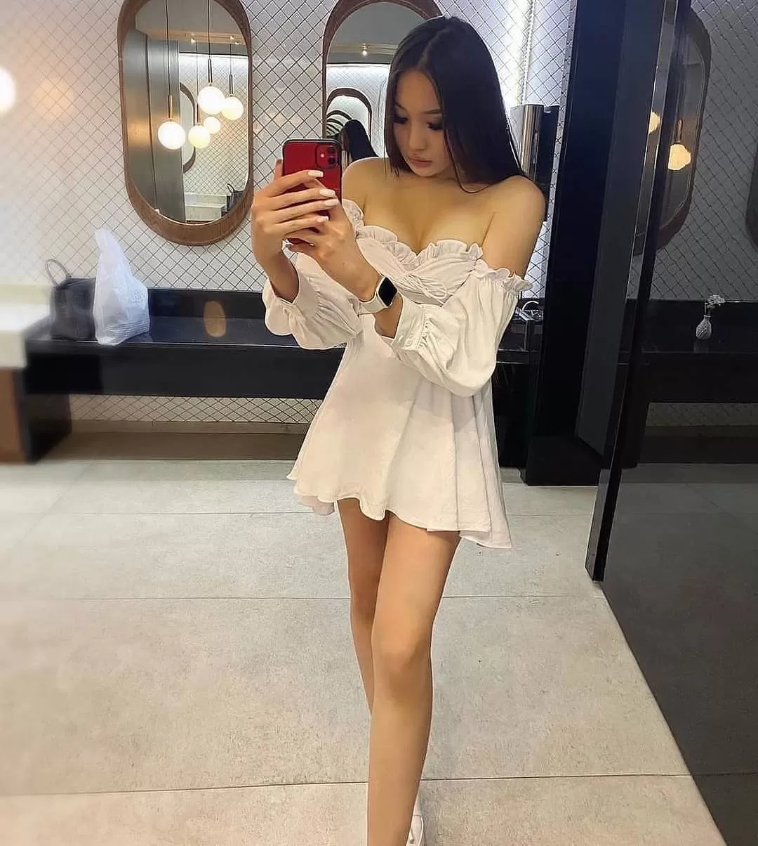 dee bankstown asian escort girls private escort in Bankstown