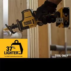 ATOMIC 20V MAX Cordless Brushless Compact Reciprocating Saw (Tool Only) - Image 4