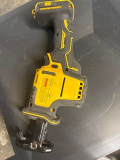 ATOMIC 20V MAX Cordless Brushless Compact Reciprocating Saw (Tool Only) - Image 5