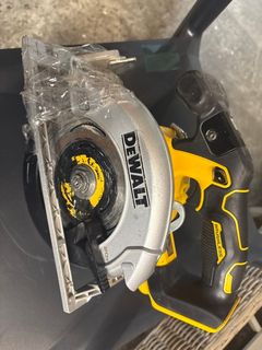 20V MAX Cordless Brushless 6-1/2 in. Sidewinder Style Circular Saw (Tool Only) - Image 5