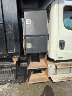2012 Freightliner M2 Dump Truck - Image 24