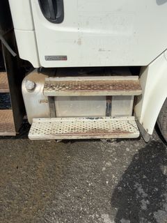 2012 Freightliner M2 Dump Truck - Image 25