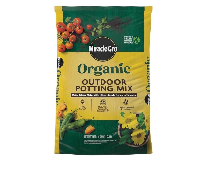 Outdoor Potting Mix - Image 1