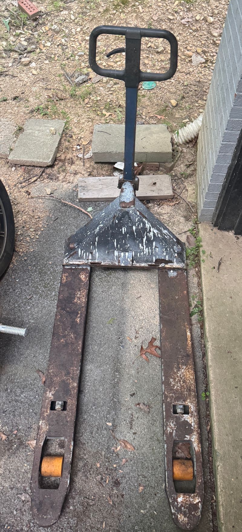 Pallet Jack - Image 1