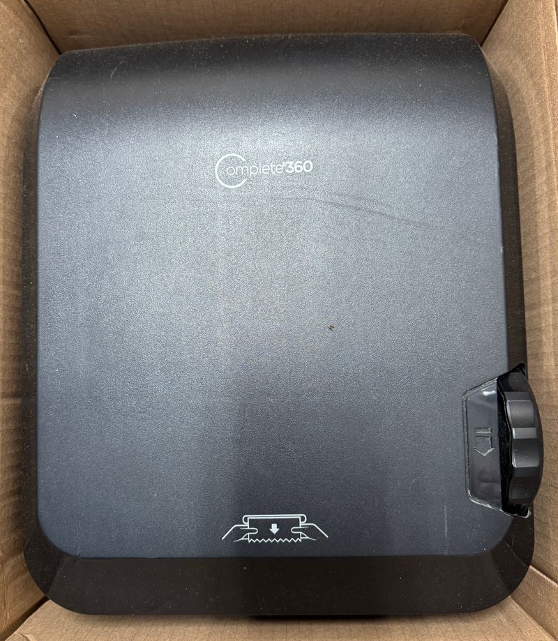 Commercial Paper Towel Dispenser  - Image 1