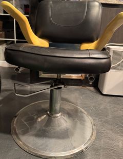 Stylist Salon Chair - Image 2