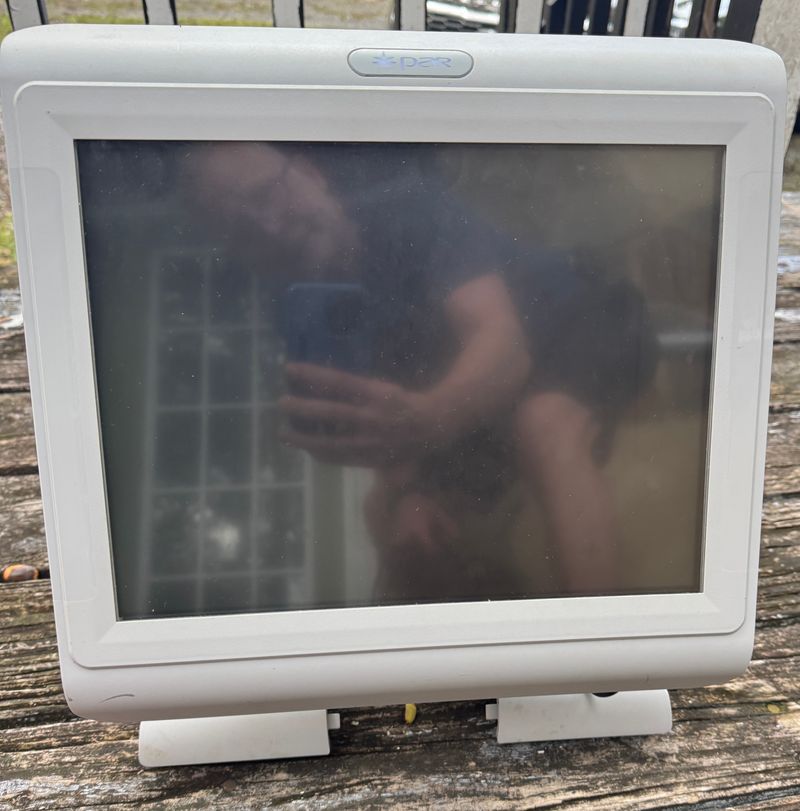 PAR ParTech M7700 POS Monitor - Image 1