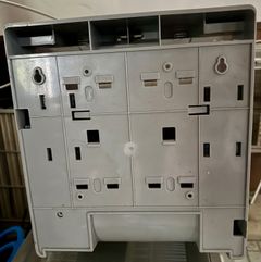 Manual Paper Towl Dispenser  - Image 4