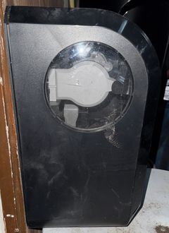 Commercial Paper Towel Dispenser  - Image 2