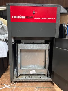 Garage Trash Compactor - Image 2