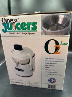 Omega Juicers Model 02 Pulp Ejector Electric Juice Extractor - Image 3