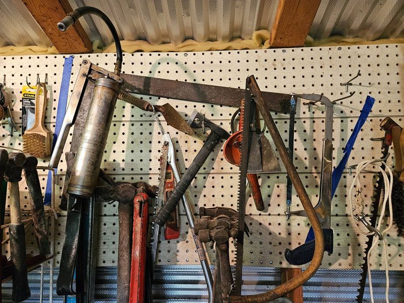 Hand and Shop Tools - Image 1