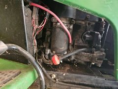 John Deere L110 Automatic Riding Mower - Image 11