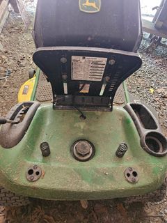 John Deere L110 Automatic Riding Mower - Image 5