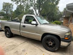 2001 Chevy Silvarado  - Image 1