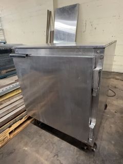 Undercounter Refrigerator - Image 4
